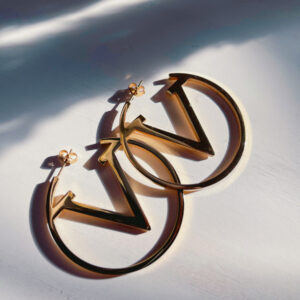 VANESSA HOOP EARRING