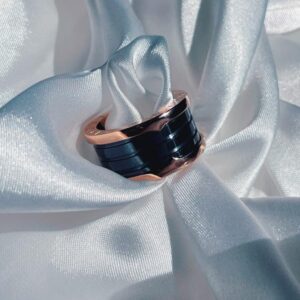 BLACK DETAIL RING