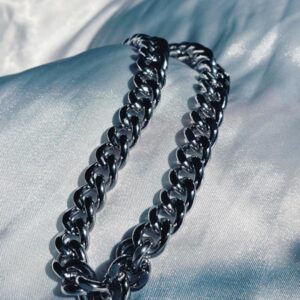 SILVER CUBAN NECKLACE