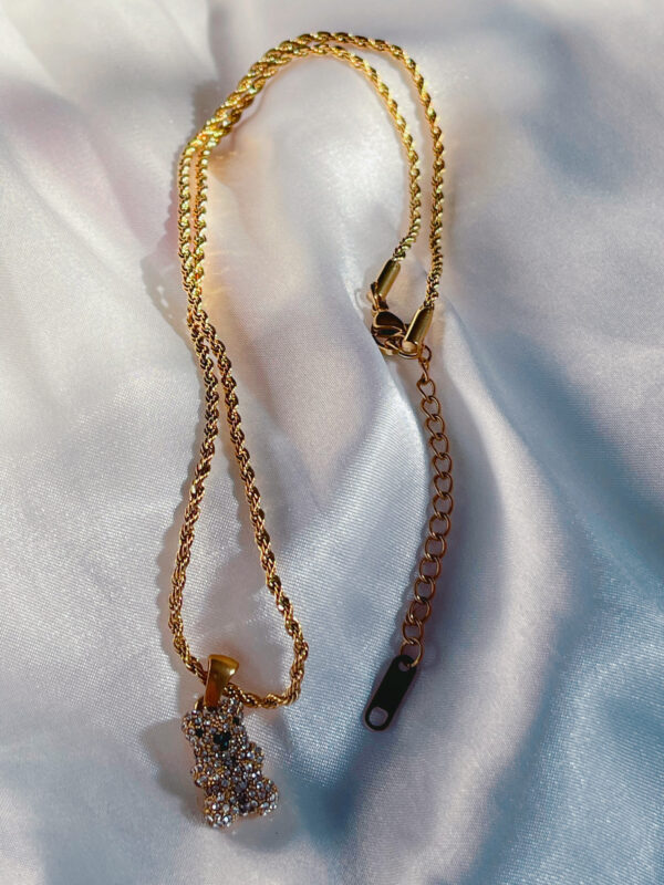 SHINY GUMMY BEAR NECKLACE