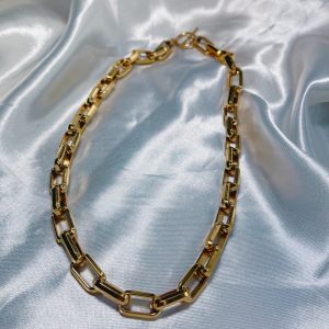 ALEXA NECKLACE