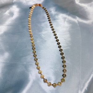 MINI SHELL CHOKER