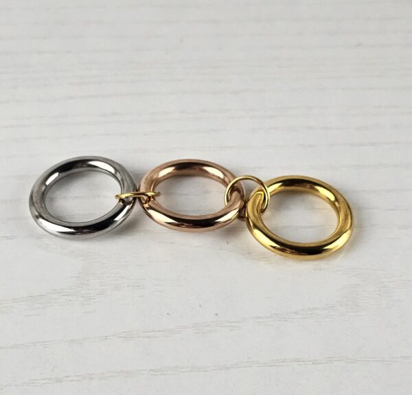 TRIPLE RINGS
