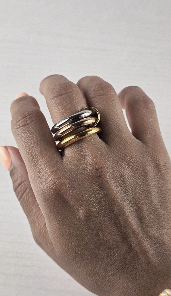 TRIPLE RINGS - Imagen 2