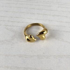 LIA RING